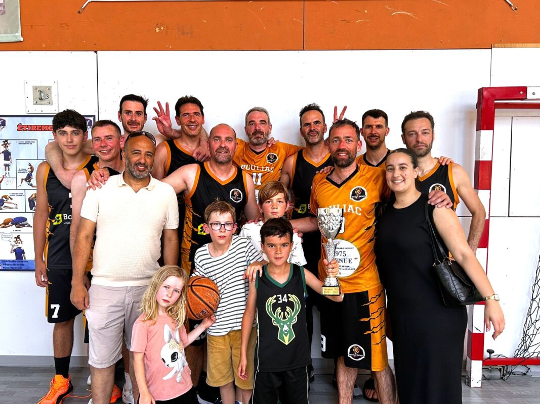 L'équipe Sénior de Bouliac champion de DM3